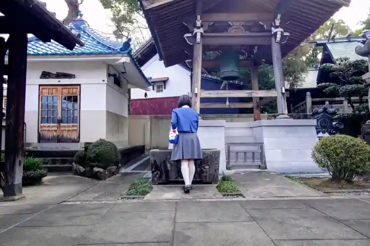 真成寺の手水舎