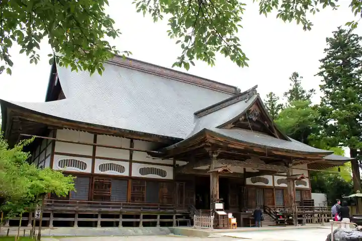 中尊寺の本殿・本堂