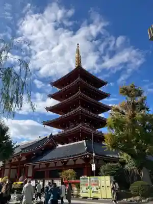 浅草寺の塔