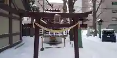 三吉神社の末社