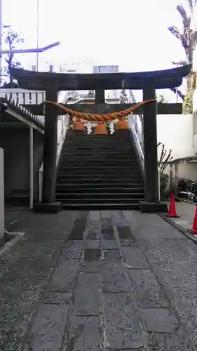 高輪神社の鳥居