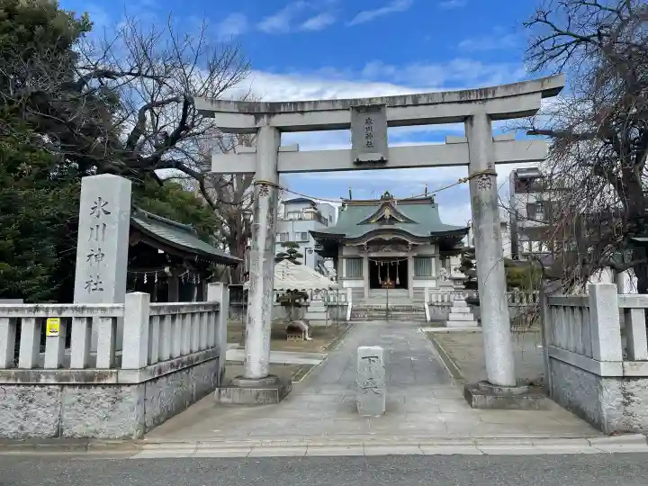 氷川神社の{uncategorized: "未分類", other: "その他", undefined: "問題あり", building: "その他建物", grave: "お墓", sacred_gate: "鳥居", guardian: "狛犬", statue: "像", buddha: "仏像", history: "歴史", nature: "自然", garden: "庭園", animal: "動物", pagoda: "塔", temizu: "手水舎", mountain_gate: "山門・神門", sanctuary: "本殿・本堂", subordinate: "末社・摂社", art: "芸術", scenery: "景色", jizo: "地蔵", ema: "絵馬", goshuin: "御朱印", omikuji: "おみくじ", items: "授与品その他", amulet: "お守り", goshuincho: "御朱印帳", eats: "食事", festival: "お祭り", votive_dance: "神楽", shichigosan: "七五三参", wedding: "結婚式", experience: "体験その他", initially: "初詣", around: "周辺", anti_infection: "感染症対策"}