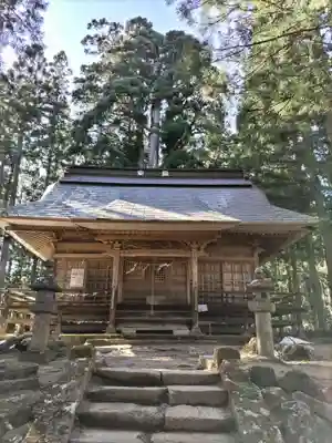 高倉神社の本殿・本堂