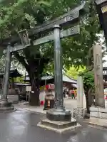 湯島天満宮の{uncategorized: "未分類", other: "その他", undefined: "問題あり", building: "その他建物", grave: "お墓", sacred_gate: "鳥居", guardian: "狛犬", statue: "像", buddha: "仏像", history: "歴史", nature: "自然", garden: "庭園", animal: "動物", pagoda: "塔", temizu: "手水舎", mountain_gate: "山門・神門", sanctuary: "本殿・本堂", subordinate: "末社・摂社", art: "芸術", scenery: "景色", jizo: "地蔵", ema: "絵馬", goshuin: "御朱印", omikuji: "おみくじ", items: "授与品その他", amulet: "お守り", goshuincho: "御朱印帳", eats: "食事", festival: "お祭り", votive_dance: "神楽", shichigosan: "七五三参", wedding: "結婚式", experience: "体験その他", initially: "初詣", around: "周辺", anti_infection: "感染症対策"}