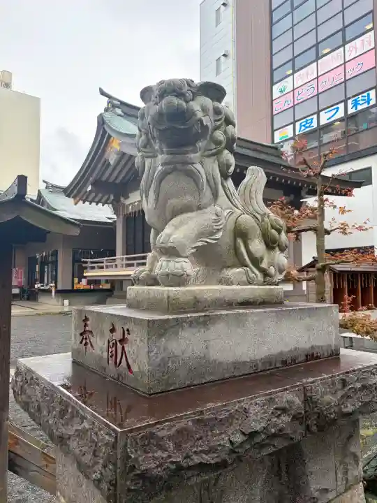 柏神社の{uncategorized: "未分類", other: "その他", undefined: "問題あり", building: "その他建物", grave: "お墓", sacred_gate: "鳥居", guardian: "狛犬", statue: "像", buddha: "仏像", history: "歴史", nature: "自然", garden: "庭園", animal: "動物", pagoda: "塔", temizu: "手水舎", mountain_gate: "山門・神門", sanctuary: "本殿・本堂", subordinate: "末社・摂社", art: "芸術", scenery: "景色", jizo: "地蔵", ema: "絵馬", goshuin: "御朱印", omikuji: "おみくじ", items: "授与品その他", amulet: "お守り", goshuincho: "御朱印帳", eats: "食事", festival: "お祭り", votive_dance: "神楽", shichigosan: "七五三参", wedding: "結婚式", experience: "体験その他", initially: "初詣", around: "周辺", anti_infection: "感染症対策"}