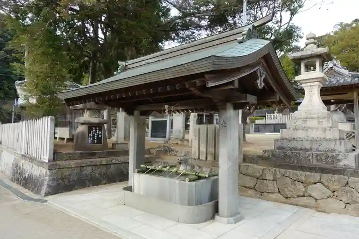 河上神社の手水舎
