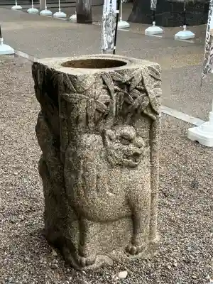 射水神社の手水舎