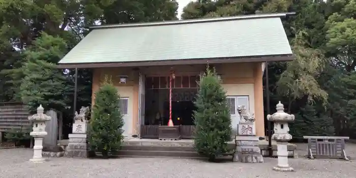 菅谷神社の本殿