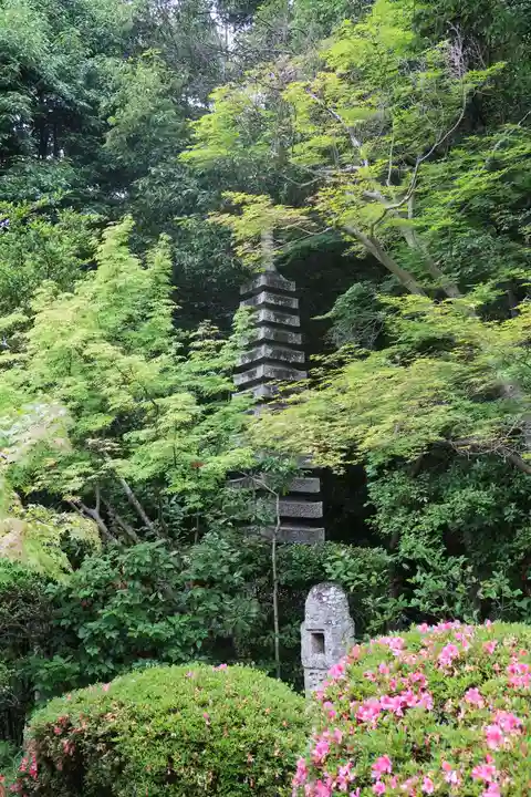 秋篠寺の塔