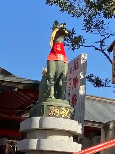 伏見稲荷大社の{uncategorized: "未分類", other: "その他", undefined: "問題あり", building: "その他建物", grave: "お墓", sacred_gate: "鳥居", guardian: "狛犬", statue: "像", buddha: "仏像", history: "歴史", nature: "自然", garden: "庭園", animal: "動物", pagoda: "塔", temizu: "手水舎", mountain_gate: "山門・神門", sanctuary: "本殿・本堂", subordinate: "末社・摂社", art: "芸術", scenery: "景色", jizo: "地蔵", ema: "絵馬", goshuin: "御朱印", omikuji: "おみくじ", items: "授与品その他", amulet: "お守り", goshuincho: "御朱印帳", eats: "食事", festival: "お祭り", votive_dance: "神楽", shichigosan: "七五三参", wedding: "結婚式", experience: "体験その他", initially: "初詣", around: "周辺", anti_infection: "感染症対策"}