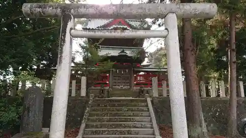 一瓶塚稲荷神社の鳥居