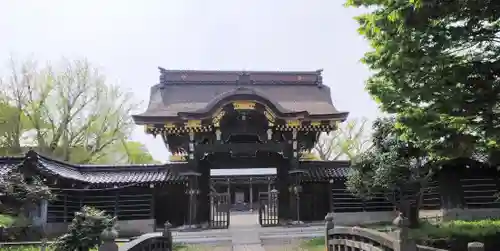 勝興寺の本殿