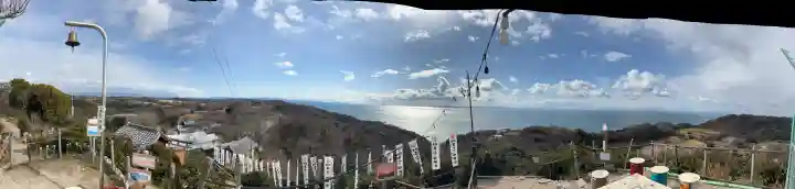 富士ヶ峰神社の{uncategorized: "未分類", other: "その他", undefined: "問題あり", building: "その他建物", grave: "お墓", sacred_gate: "鳥居", guardian: "狛犬", statue: "像", buddha: "仏像", history: "歴史", nature: "自然", garden: "庭園", animal: "動物", pagoda: "塔", temizu: "手水舎", mountain_gate: "山門・神門", sanctuary: "本殿・本堂", subordinate: "末社・摂社", art: "芸術", scenery: "景色", jizo: "地蔵", ema: "絵馬", goshuin: "御朱印", omikuji: "おみくじ", items: "授与品その他", amulet: "お守り", goshuincho: "御朱印帳", eats: "食事", festival: "お祭り", votive_dance: "神楽", shichigosan: "七五三参", wedding: "結婚式", experience: "体験その他", initially: "初詣", around: "周辺", anti_infection: "感染症対策"}