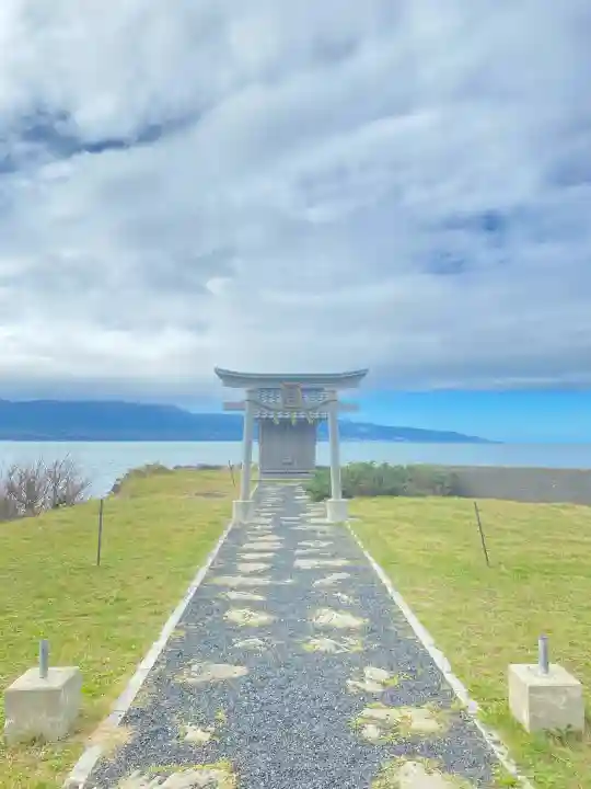 恵比寿神社の{uncategorized: "未分類", other: "その他", undefined: "問題あり", building: "その他建物", grave: "お墓", sacred_gate: "鳥居", guardian: "狛犬", statue: "像", buddha: "仏像", history: "歴史", nature: "自然", garden: "庭園", animal: "動物", pagoda: "塔", temizu: "手水舎", mountain_gate: "山門・神門", sanctuary: "本殿・本堂", subordinate: "末社・摂社", art: "芸術", scenery: "景色", jizo: "地蔵", ema: "絵馬", goshuin: "御朱印", omikuji: "おみくじ", items: "授与品その他", amulet: "お守り", goshuincho: "御朱印帳", eats: "食事", festival: "お祭り", votive_dance: "神楽", shichigosan: "七五三参", wedding: "結婚式", experience: "体験その他", initially: "初詣", around: "周辺", anti_infection: "感染症対策"}