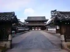 高田本山専修寺の建物その他