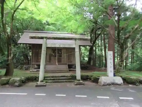 穴沢天神社(東京都)