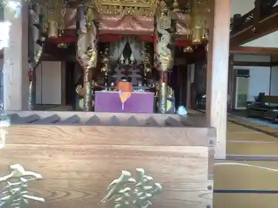 昌温山 菊泉寺の本殿・本堂