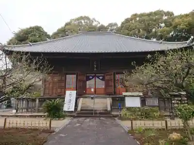 甲山寺の本殿・本堂