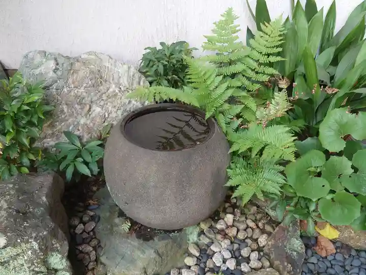 日輪寺(東京都)