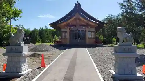 早来神社の本殿