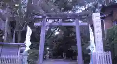 熊野三所神社の鳥居