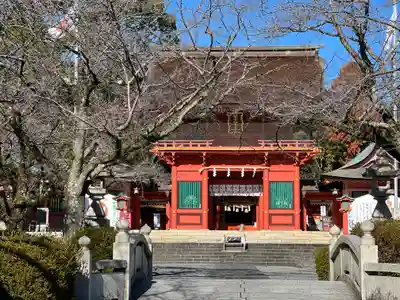 富士山本宮浅間大社の山門・神門
