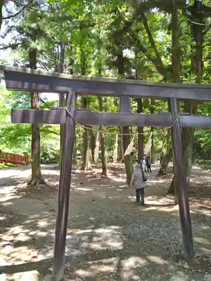 浮島社(長野県)