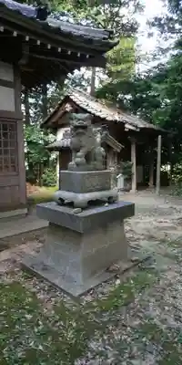 尾津神社の狛犬