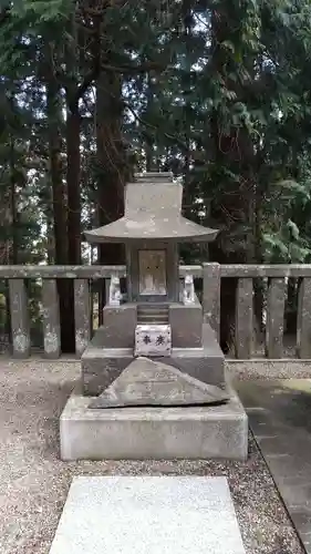 零羊崎神社の末社