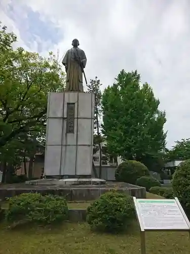 善慶寺の像