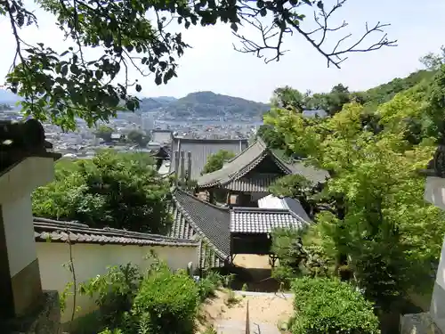 西国寺の建物その他