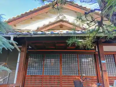 法泉寺の本殿・本堂