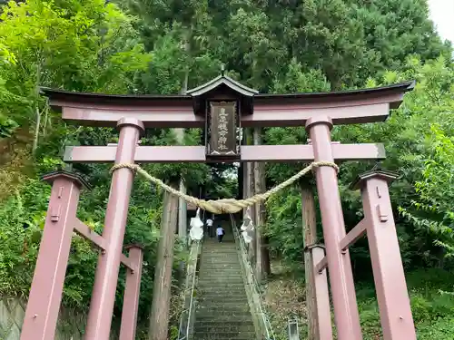 飯縄神社 里宮（皇足穂命神社）の鳥居