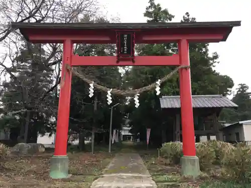 二宮赤城神社の鳥居