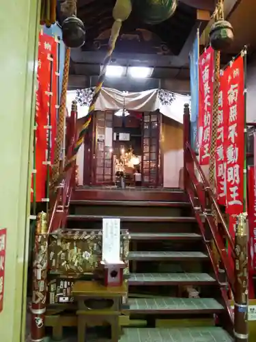 三瀧山不動院の本殿・本堂