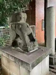 穏田神社の狛犬