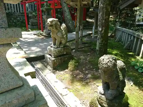 佐伎治神社の狛犬