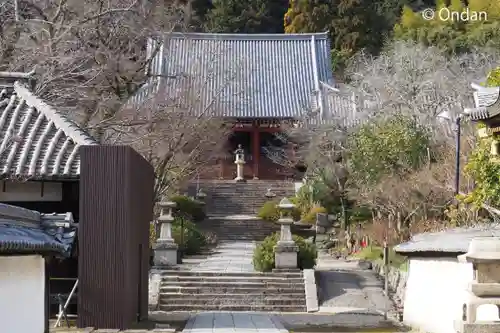 矢田寺の本殿