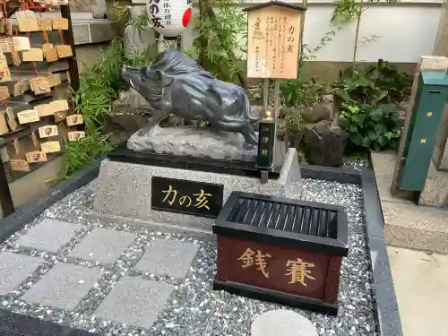 摩利支天 徳大寺の{uncategorized: "未分類", other: "その他", undefined: "問題あり", building: "その他建物", grave: "お墓", sacred_gate: "鳥居", guardian: "狛犬", statue: "像", buddha: "仏像", history: "歴史", nature: "自然", garden: "庭園", animal: "動物", pagoda: "塔", temizu: "手水舎", mountain_gate: "山門・神門", sanctuary: "本殿・本堂", subordinate: "末社・摂社", art: "芸術", scenery: "景色", jizo: "地蔵", ema: "絵馬", goshuin: "御朱印", omikuji: "おみくじ", items: "授与品その他", amulet: "お守り", goshuincho: "御朱印帳", eats: "食事", festival: "お祭り", votive_dance: "神楽", shichigosan: "七五三参", wedding: "結婚式", experience: "体験その他", initially: "初詣", around: "周辺", anti_infection: "感染症対策"}