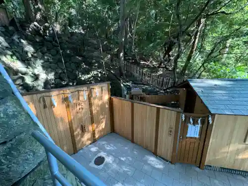 枚岡神社の庭園