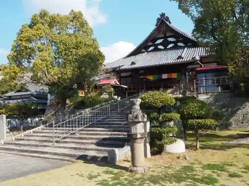 遍照寺法界院の本殿