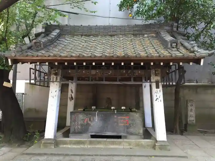 本覚寺の手水舎