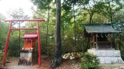 玉野御嶽神社の末社・摂社