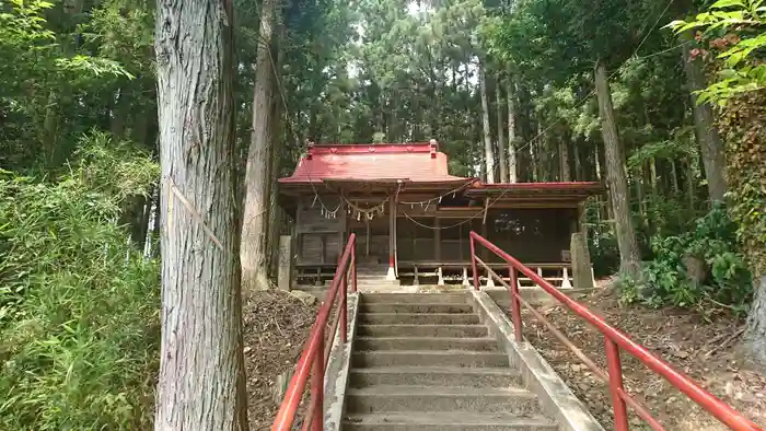 新山神社の建物その他