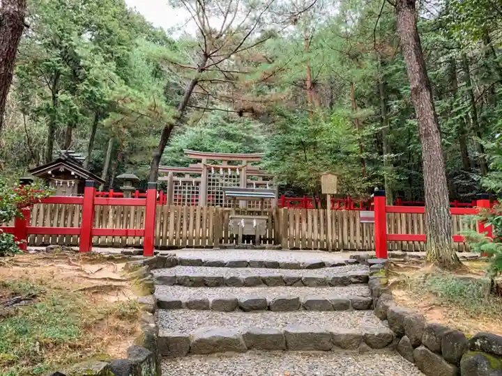 大神神社の末社・摂社