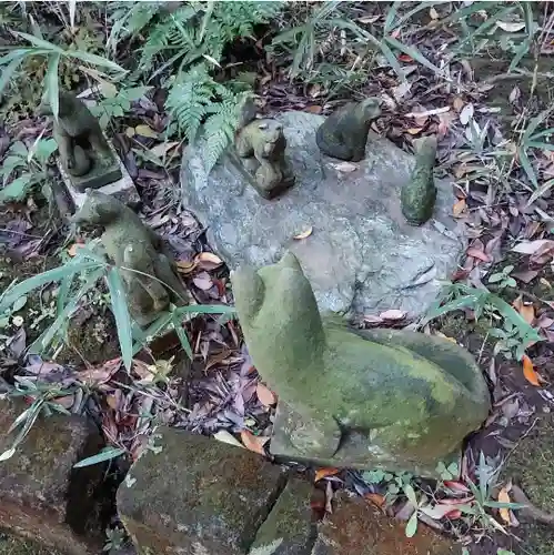白金氷川神社の狛犬