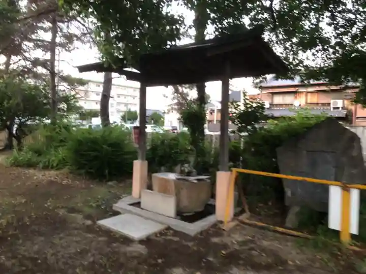 味生神社の手水舎