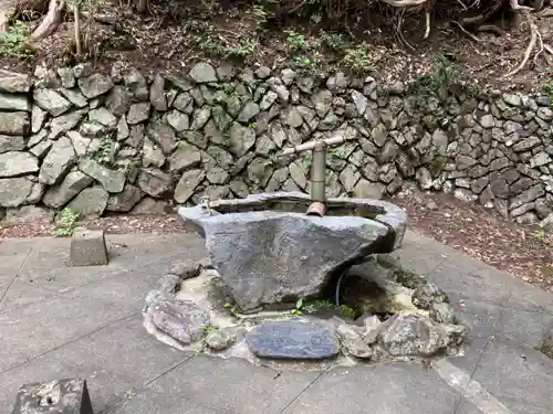 八王寺の手水舎
