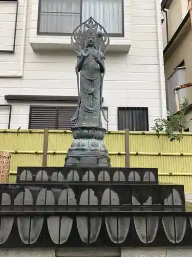 東福院の仏像