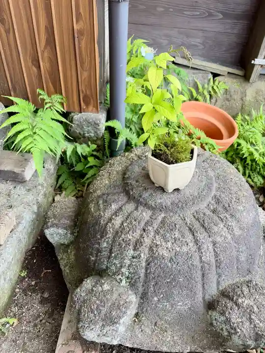円覚寺の{uncategorized: "未分類", other: "その他", undefined: "問題あり", building: "その他建物", grave: "お墓", sacred_gate: "鳥居", guardian: "狛犬", statue: "像", buddha: "仏像", history: "歴史", nature: "自然", garden: "庭園", animal: "動物", pagoda: "塔", temizu: "手水舎", mountain_gate: "山門・神門", sanctuary: "本殿・本堂", subordinate: "末社・摂社", art: "芸術", scenery: "景色", jizo: "地蔵", ema: "絵馬", goshuin: "御朱印", omikuji: "おみくじ", items: "授与品その他", amulet: "お守り", goshuincho: "御朱印帳", eats: "食事", festival: "お祭り", votive_dance: "神楽", shichigosan: "七五三参", wedding: "結婚式", experience: "体験その他", initially: "初詣", around: "周辺", anti_infection: "感染症対策"}